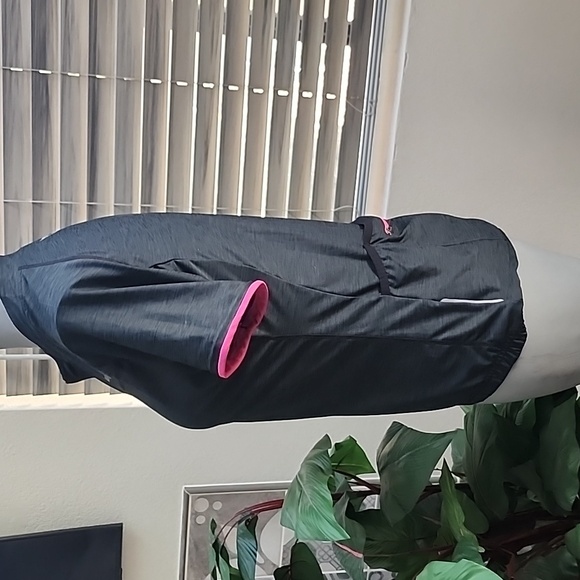 Baleaf cycling jacket top - Picture 3 of 8